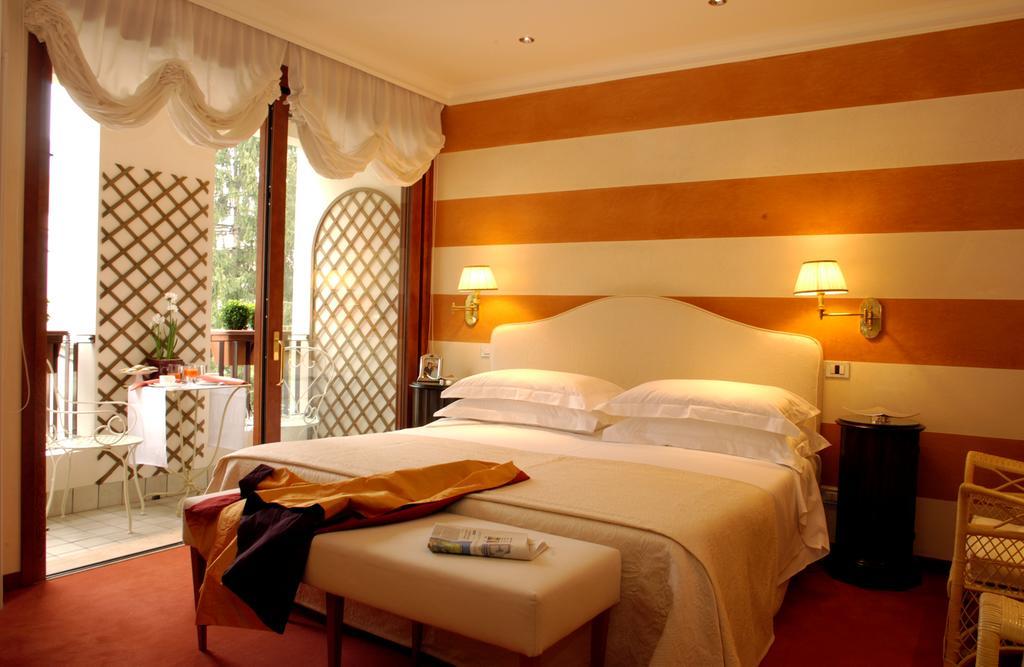 Charming Hotel Dei Chiostri Follina Exteriör bild